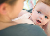 Israeli Doctors: Breastfeeding a casualty of marketing war over baby formulas Israeli Doctors: Breastfeeding a casualty of marketing war over baby formulas